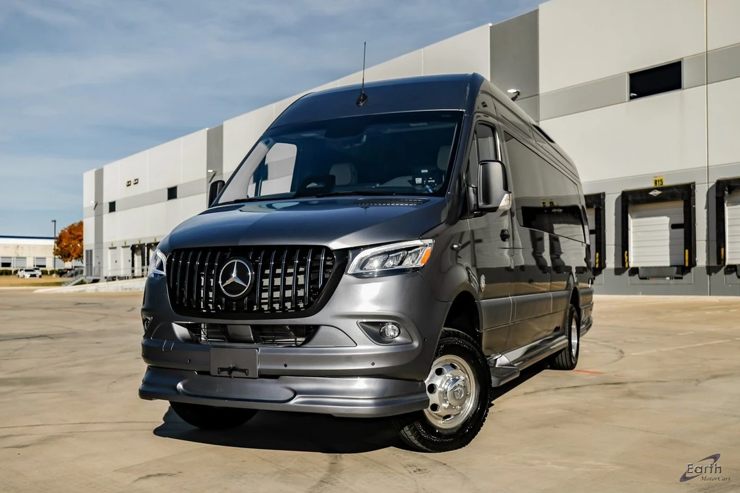 2025 Mercedes-Benz VS30 Sprinter - Image 3 of 12