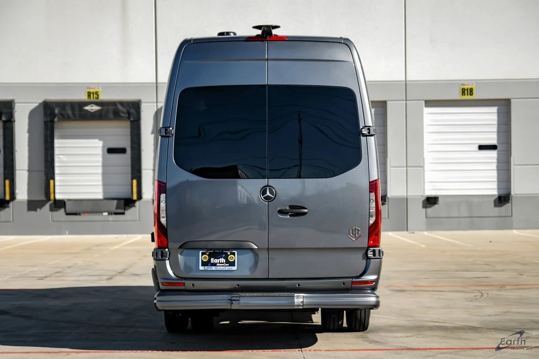 2025 Mercedes-Benz VS30 Sprinter - Image 10 of 12