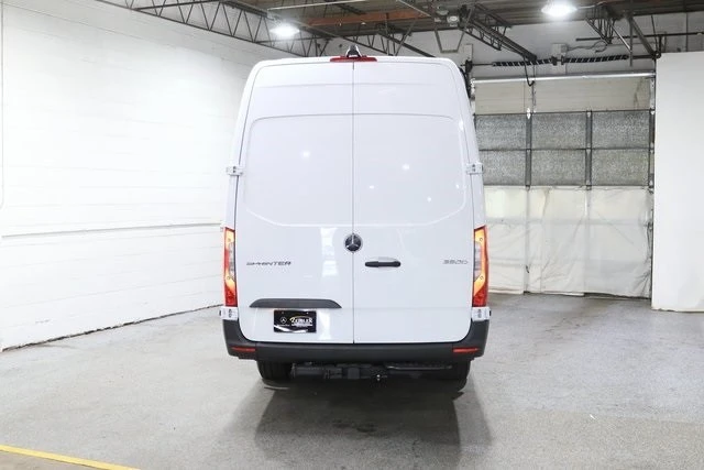 2025 Mercedes-Benz VS30 Sprinter - Image 9 of 12