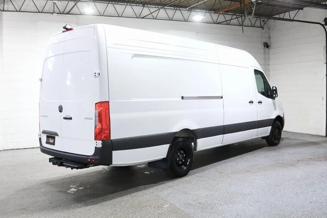 2025 Mercedes-Benz VS30 Sprinter - Image 11 of 12