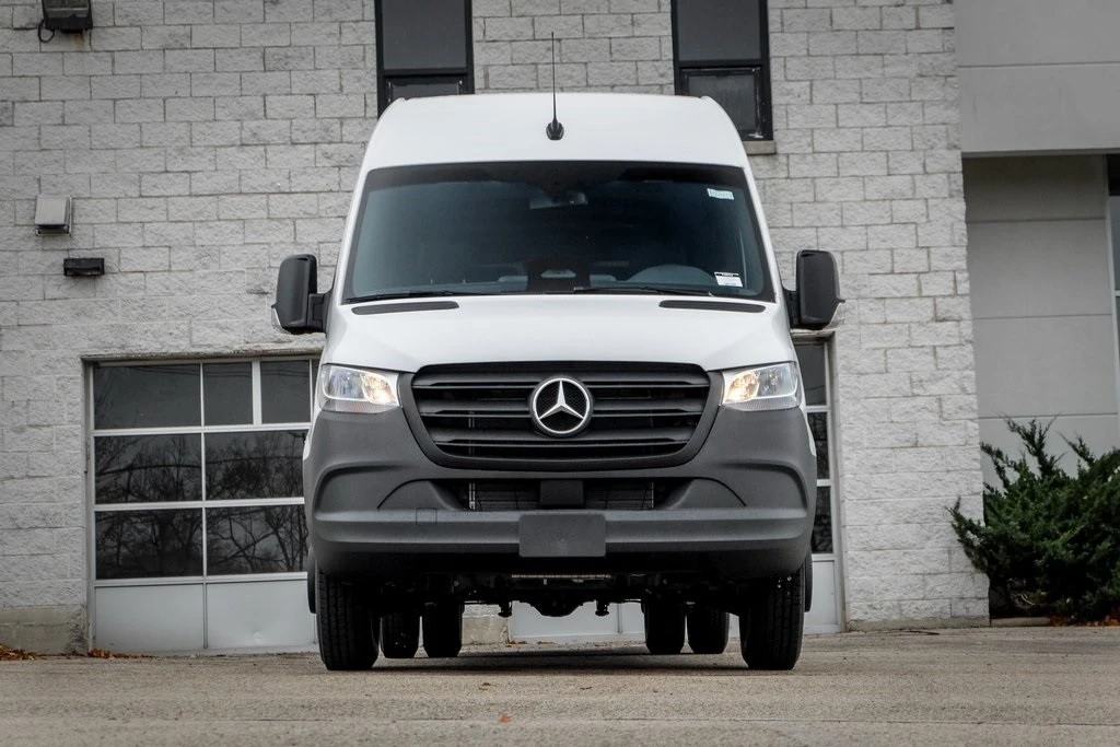 2025 Mercedes-Benz VS30 Sprinter - Image 6 of 12