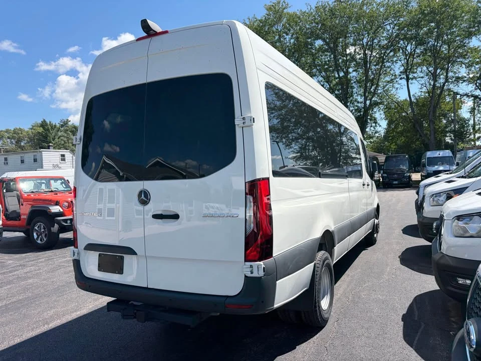 2025 Mercedes-Benz VS30 Sprinter - Image 5 of 17
