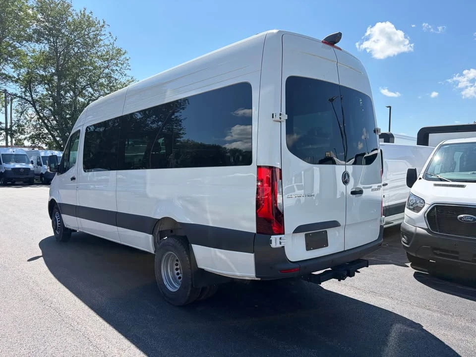 2025 Mercedes-Benz VS30 Sprinter - Image 3 of 17