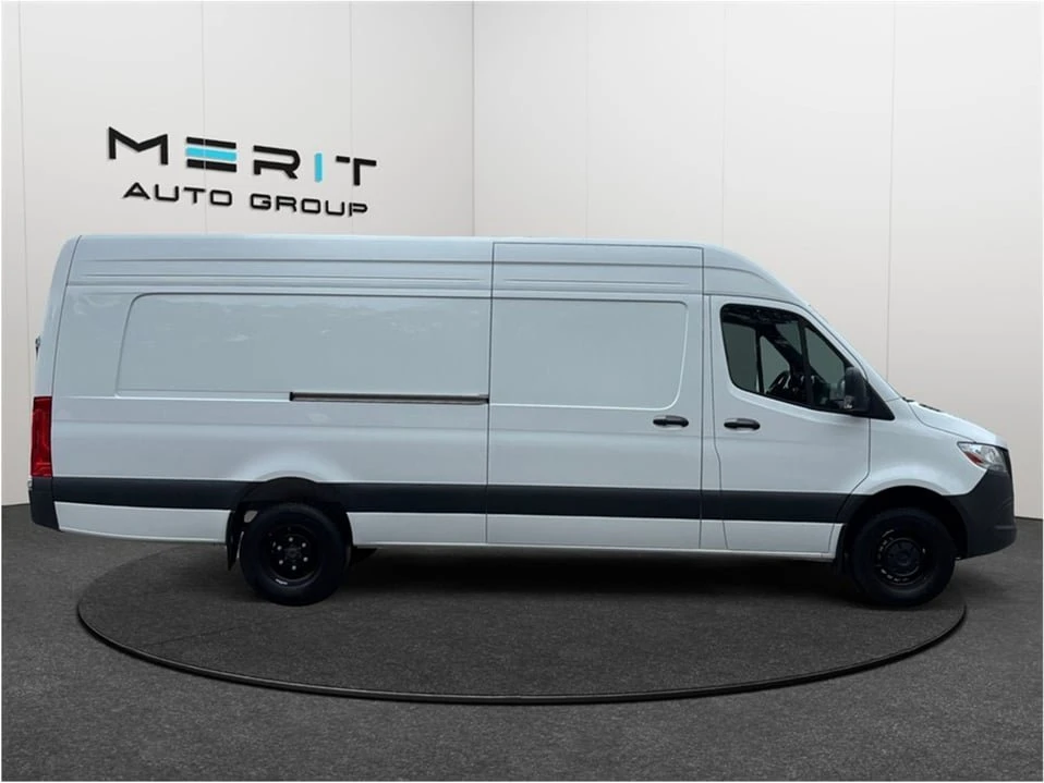 2025 Mercedes-Benz VS30 Sprinter - Image 10 of 20