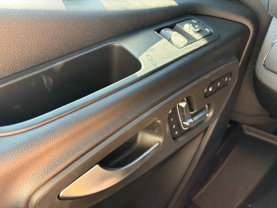 2025 Mercedes-Benz VS30 Sprinter - Image 9 of 13