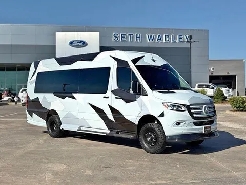 2025 Mercedes-Benz Sprinter 3500 Custom 170 WB