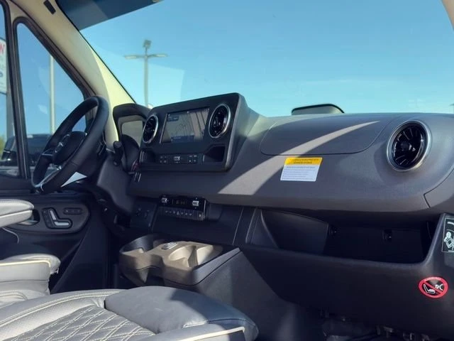 2025 Mercedes-Benz VS30 Sprinter - Image 20 of 20