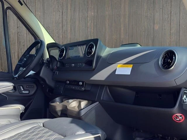 2025 Mercedes-Benz VS30 Sprinter - Image 20 of 20