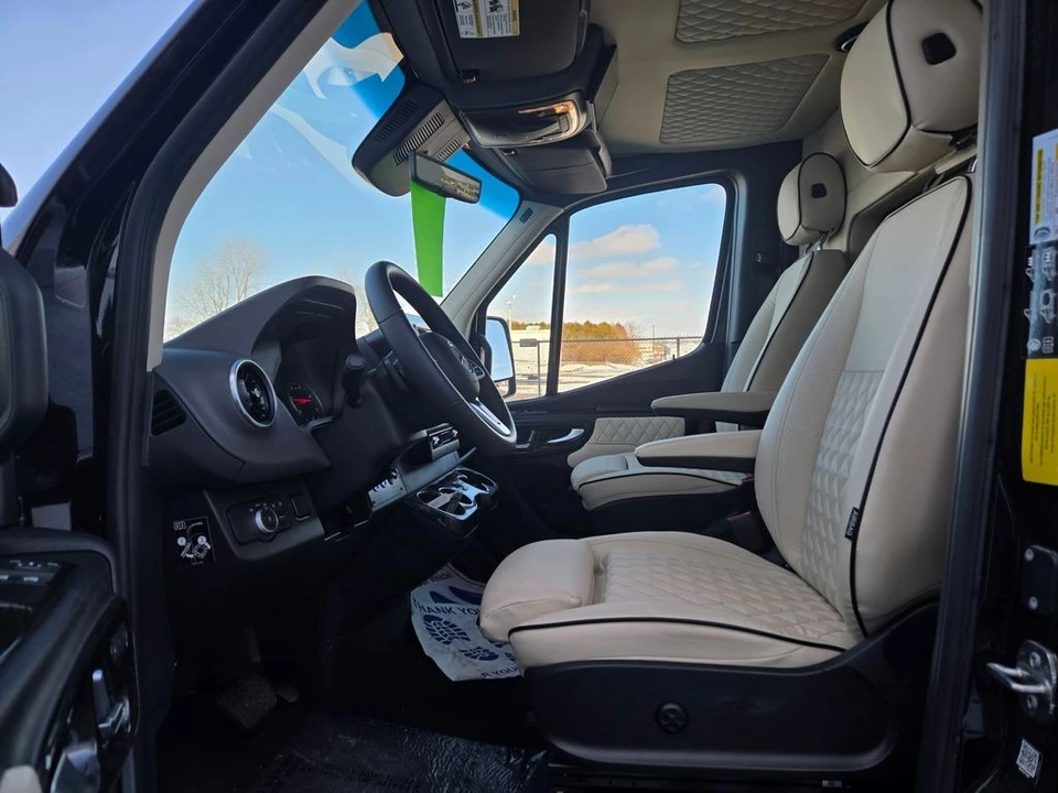2025 Mercedes-Benz VS30 Sprinter - Image 17 of 21