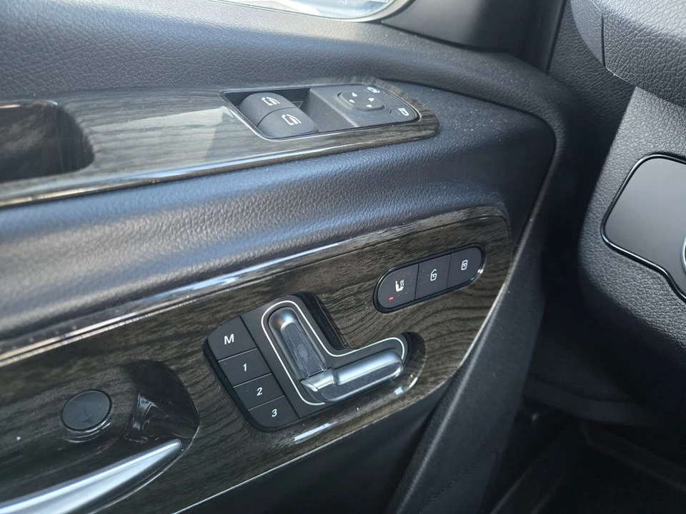 2025 Mercedes-Benz VS30 Sprinter - Image 18 of 21