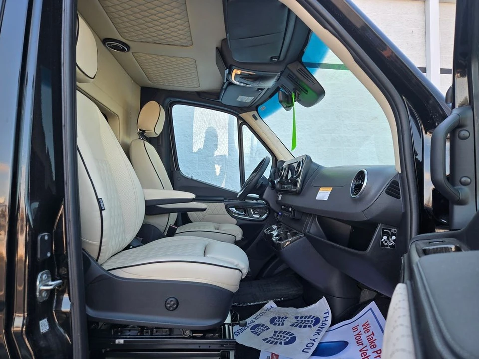 2025 Mercedes-Benz VS30 Sprinter - Image 20 of 21