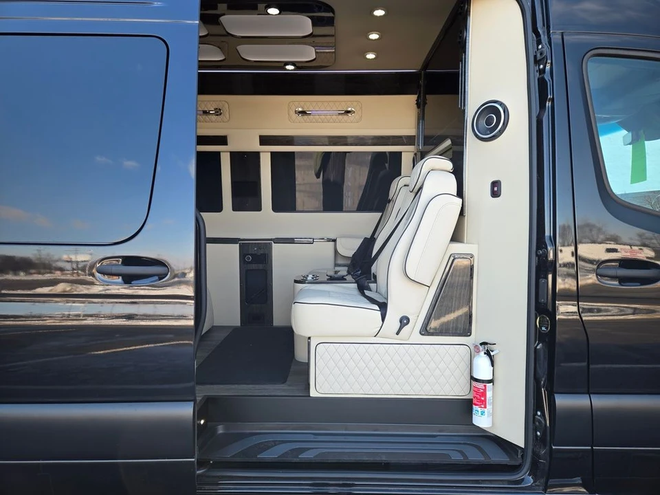 2025 Mercedes-Benz VS30 Sprinter - Image 20 of 21