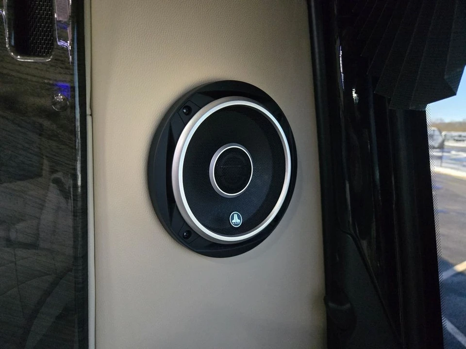2025 Mercedes-Benz VS30 Sprinter - Image 13 of 21