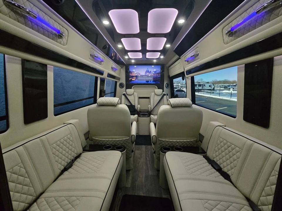 2025 Mercedes-Benz VS30 Sprinter - Image 4 of 21