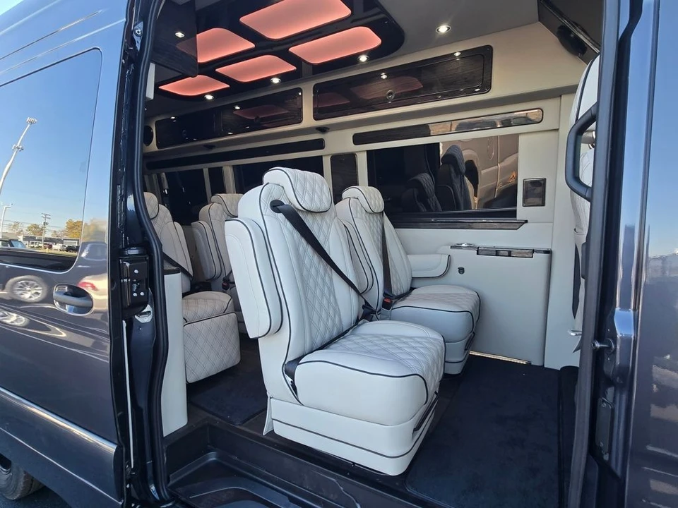 2025 Mercedes-Benz VS30 Sprinter - Image 15 of 21