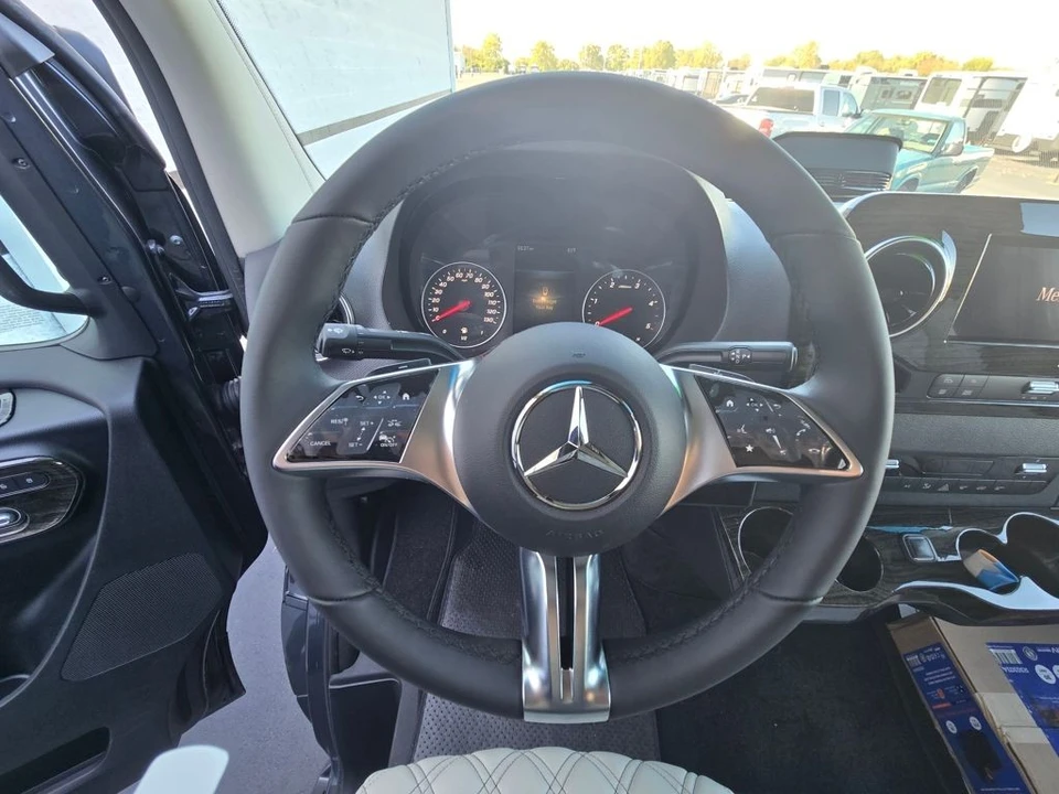 2025 Mercedes-Benz VS30 Sprinter - Image 12 of 21