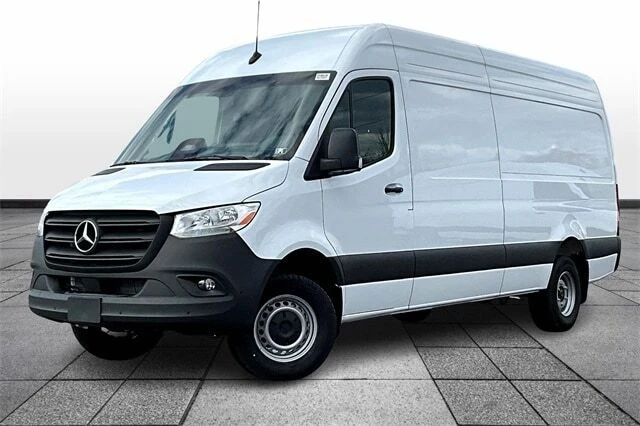 2025 Mercedes-Benz VS30 Sprinter - Image 2 of 17