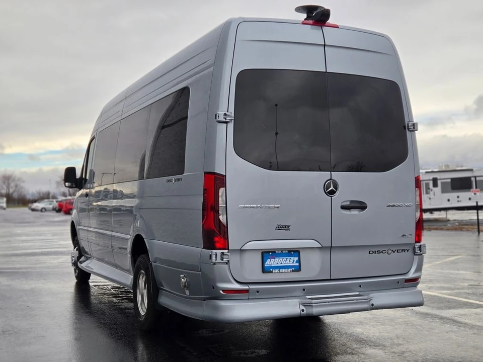 2025 Mercedes-Benz VS30 Sprinter - Image 11 of 21