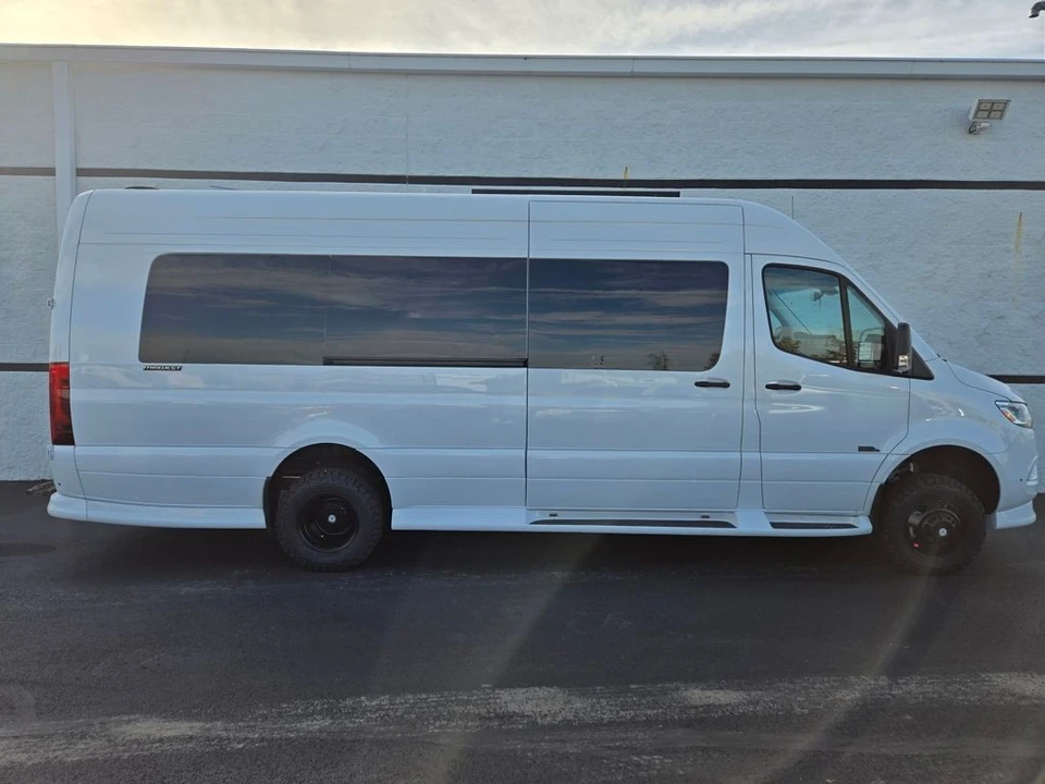 2025 Mercedes-Benz VS30 Sprinter - Image 20 of 21