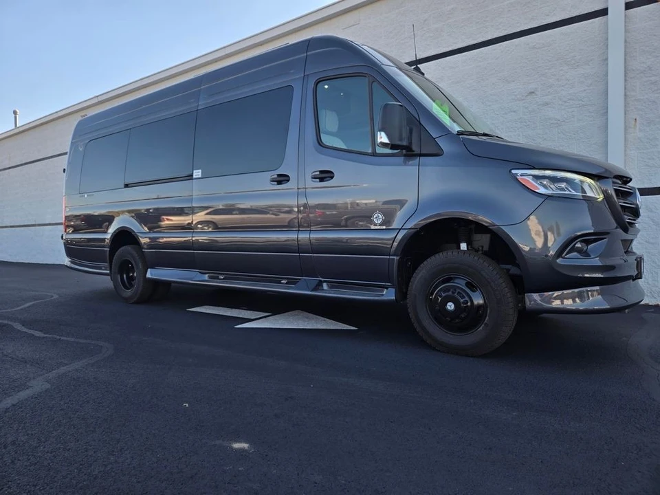 2025 Mercedes-Benz VS30 Sprinter - Image 6 of 21