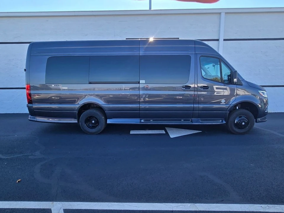 2025 Mercedes-Benz VS30 Sprinter - Image 7 of 21
