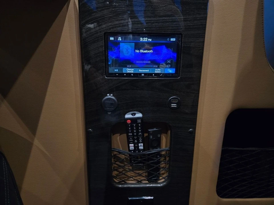 2025 Mercedes-Benz VS30 Sprinter - Image 17 of 21