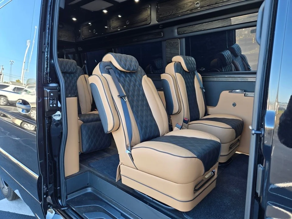 2025 Mercedes-Benz VS30 Sprinter - Image 15 of 21