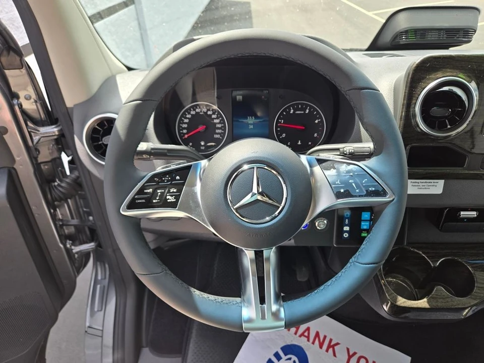 2025 Mercedes-Benz VS30 Sprinter - Image 19 of 21