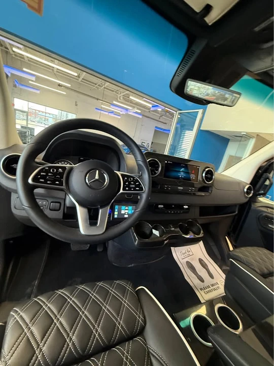 2025 Mercedes-Benz Sprinter - Image 3 of 9