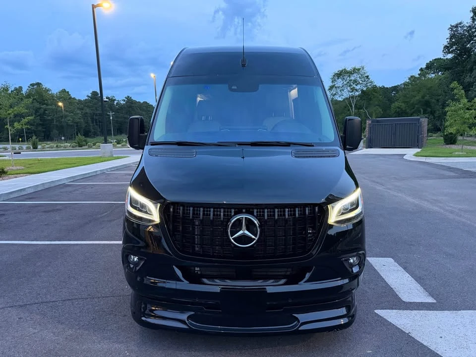 2025 Mercedes-Benz VS30 Sprinter - Image 2 of 9