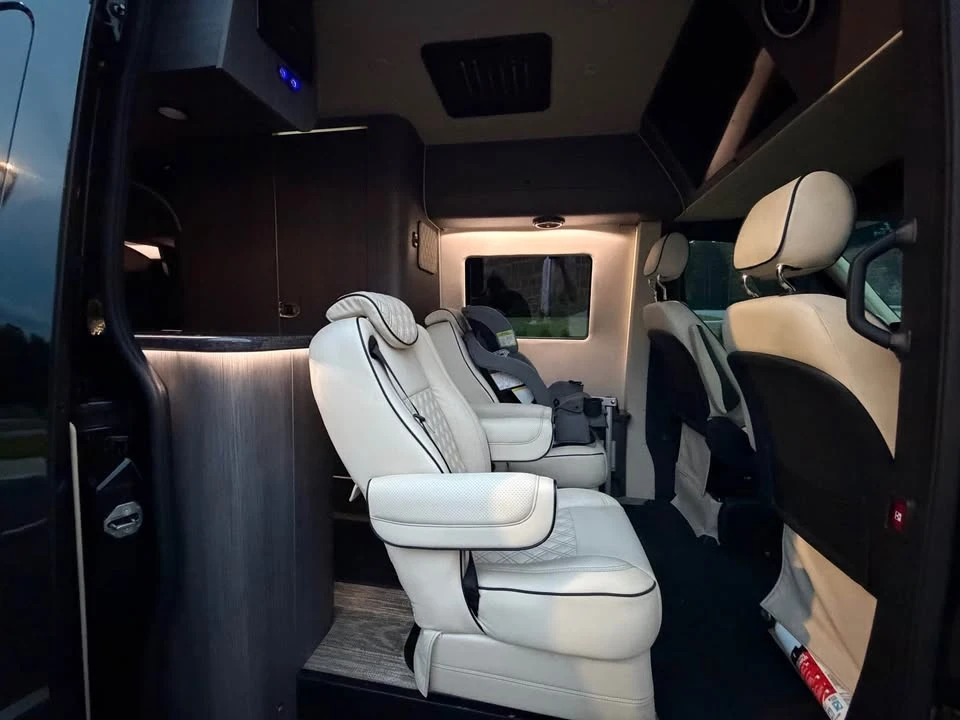 2025 Mercedes-Benz VS30 Sprinter - Image 4 of 9