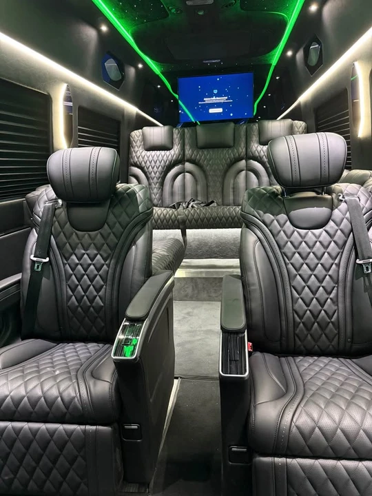 2025 Mercedes-Benz VS30 Sprinter - Image 6 of 7