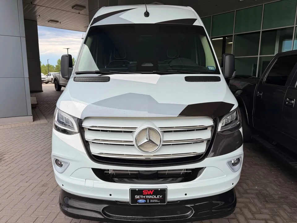 2025 Mercedes-Benz VS30 Sprinter - Image 2 of 12