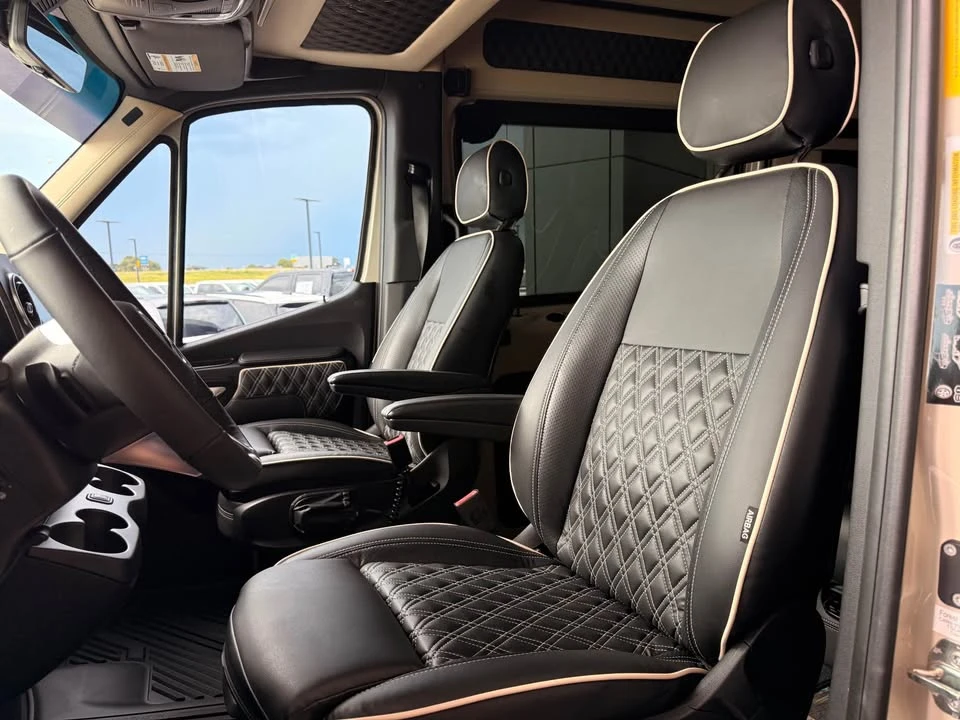 2025 Mercedes-Benz VS30 Sprinter - Image 6 of 12