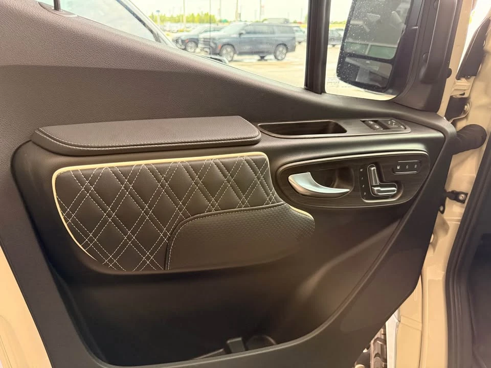 2025 Mercedes-Benz VS30 Sprinter - Image 5 of 12