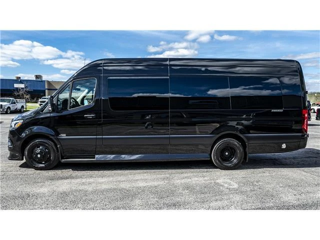 2025 Mercedes-Benz VS30 Sprinter - Image 8 of 21