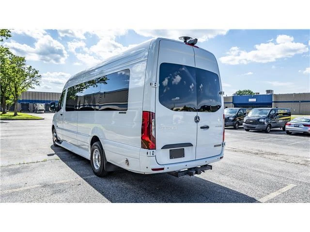 2025 Mercedes-Benz VS30 Sprinter - Image 6 of 21