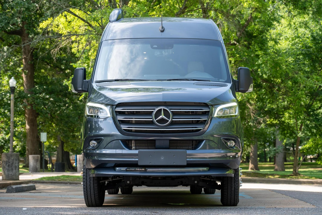 2025 Mercedes-Benz VS30 Sprinter - Image 2 of 31