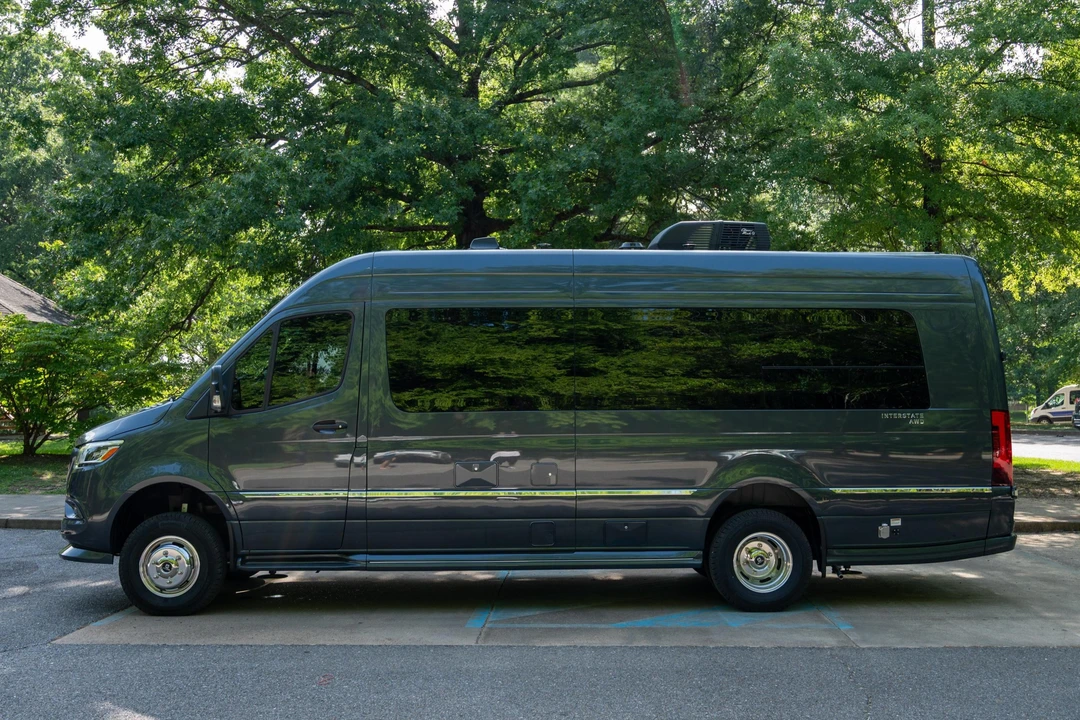 2025 Mercedes-Benz VS30 Sprinter - Image 3 of 31