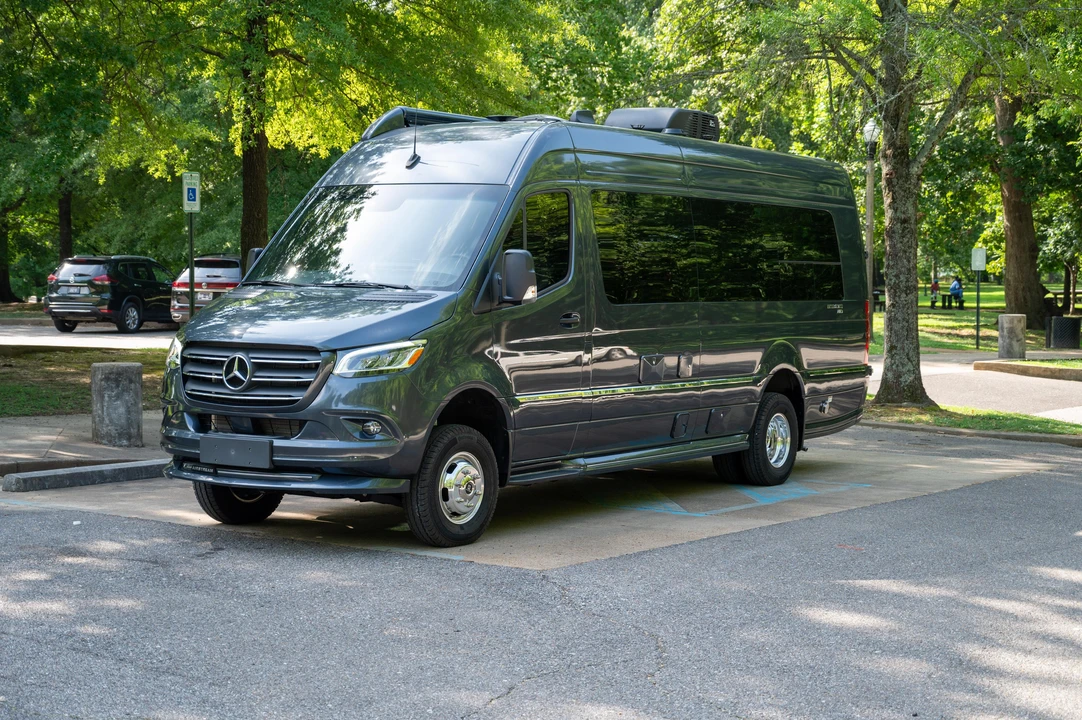 2025 Mercedes-Benz VS30 Sprinter - Image 11 of 31