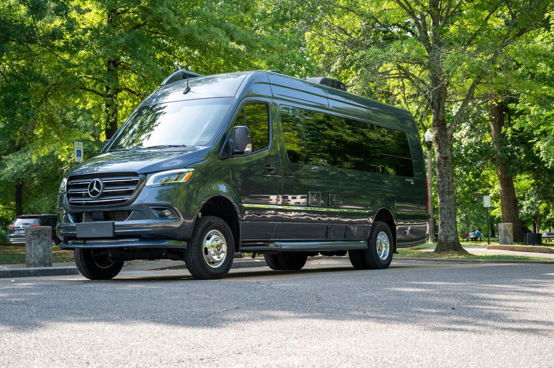 2025 Mercedes-Benz VS30 Sprinter - Image 13 of 31