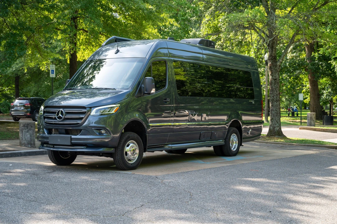 2025 Mercedes-Benz VS30 Sprinter - Image 12 of 31