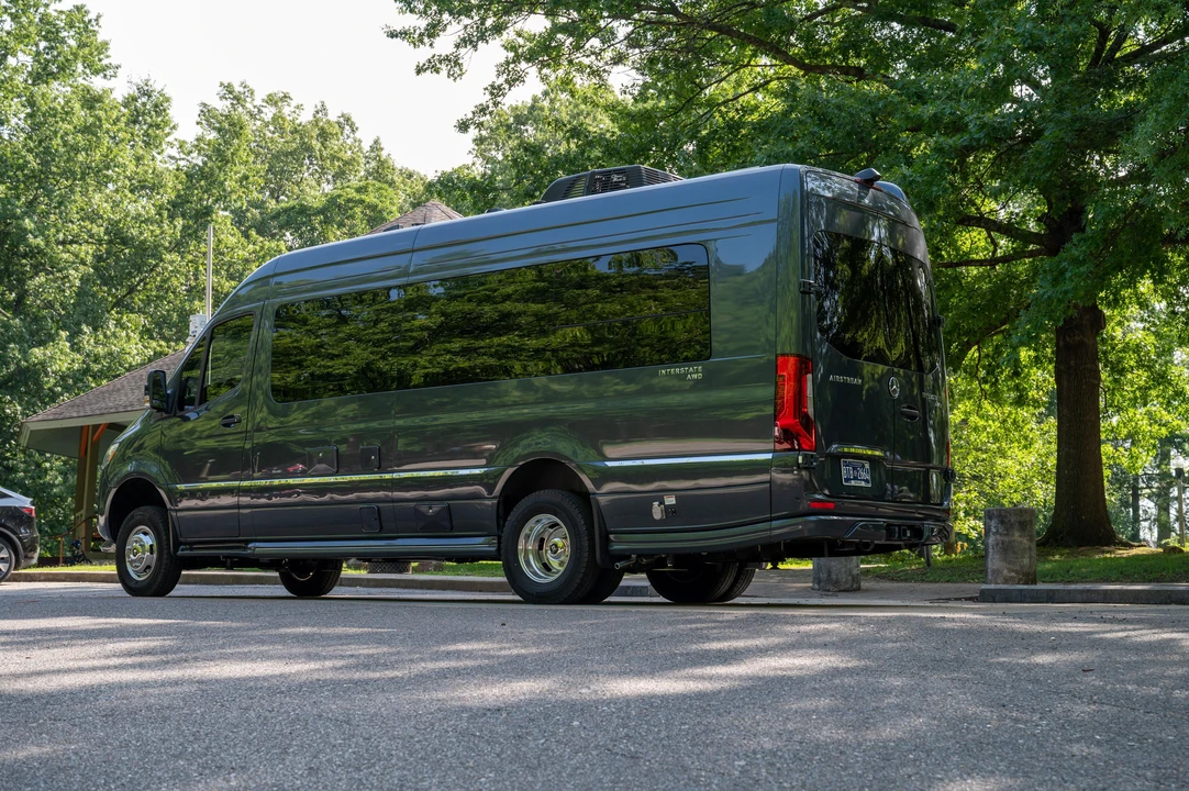 2025 Mercedes-Benz VS30 Sprinter - Image 17 of 31