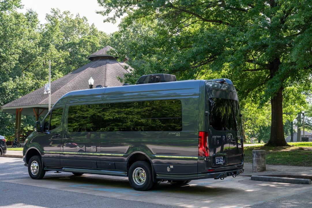 2025 Mercedes-Benz VS30 Sprinter - Image 18 of 31