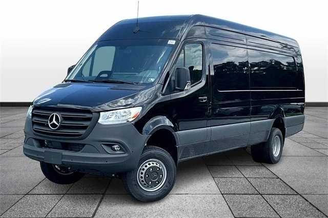 2025 Mercedes-Benz VS30 Sprinter - Image 2 of 18