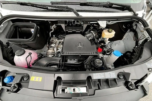 2025 Mercedes-Benz VS30 Sprinter - Image 14 of 18