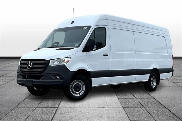2025 Mercedes-Benz VS30 Sprinter - Image 2 of 18