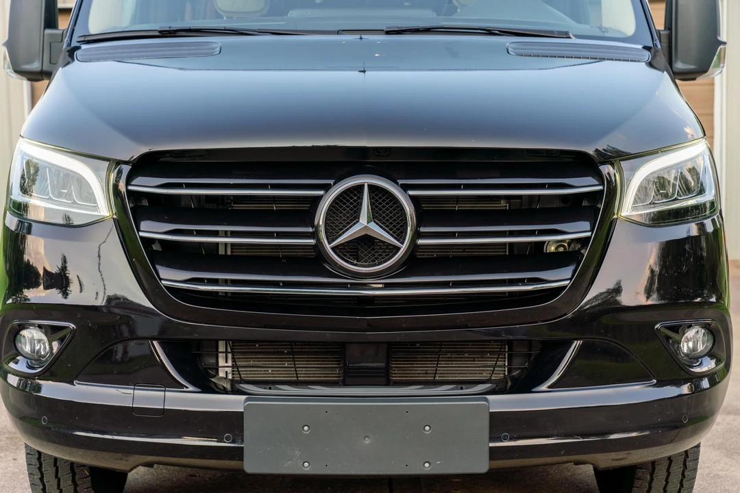 2025 Mercedes-Benz VS30 Sprinter - Image 10 of 31