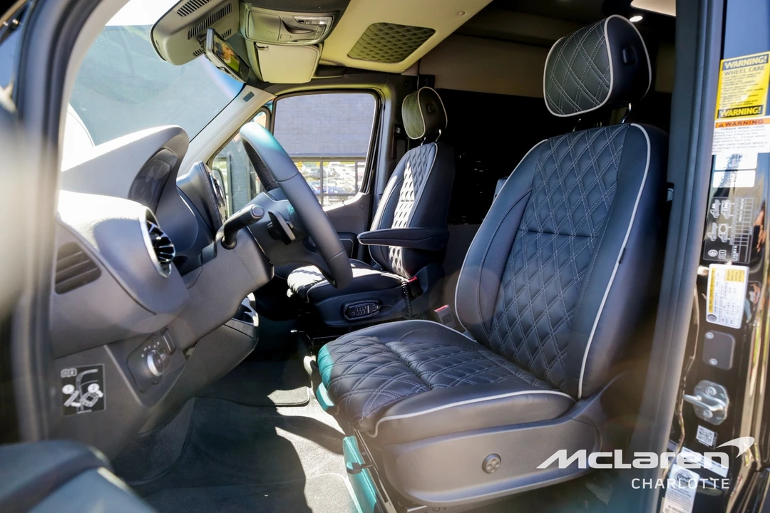 2025 Mercedes-Benz VS30 Sprinter - Image 11 of 12