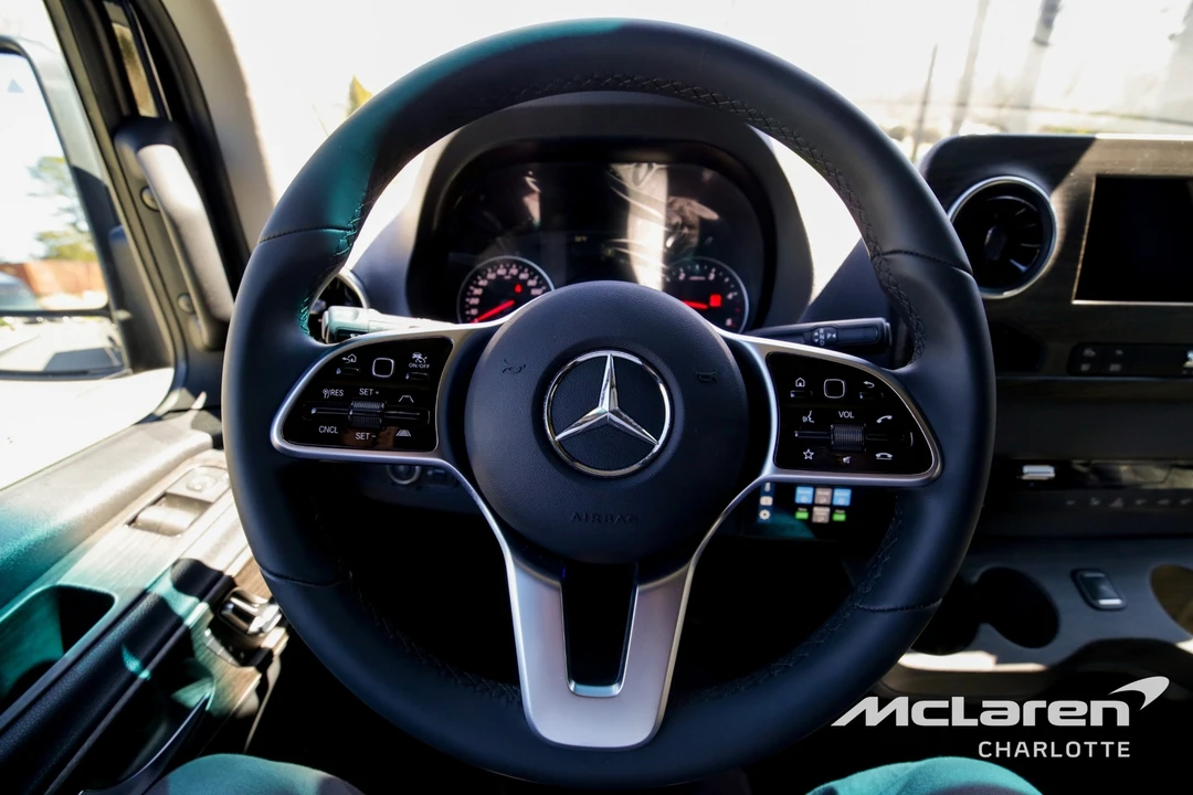 2025 Mercedes-Benz VS30 Sprinter - Image 14 of 21